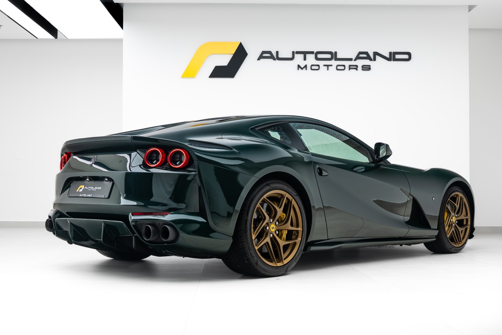 2019 FERRARI 812 SUPERFAST | MAIN DEALER SERVICE
